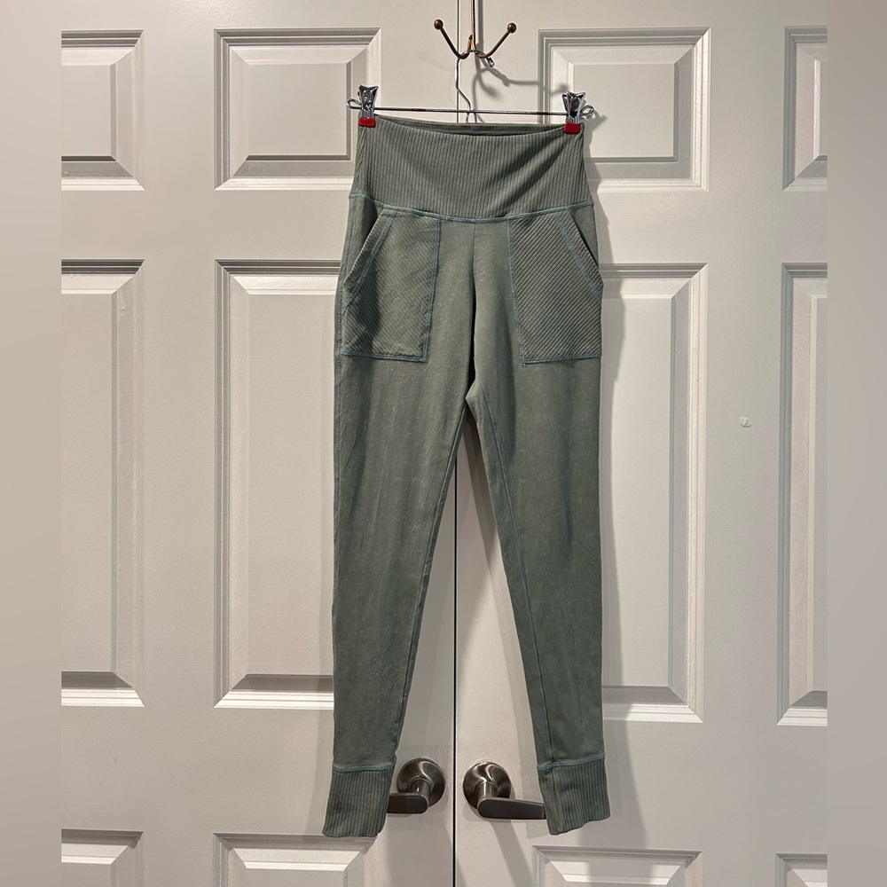 Aerie Chill Play Move jogger pant cotton womens size S